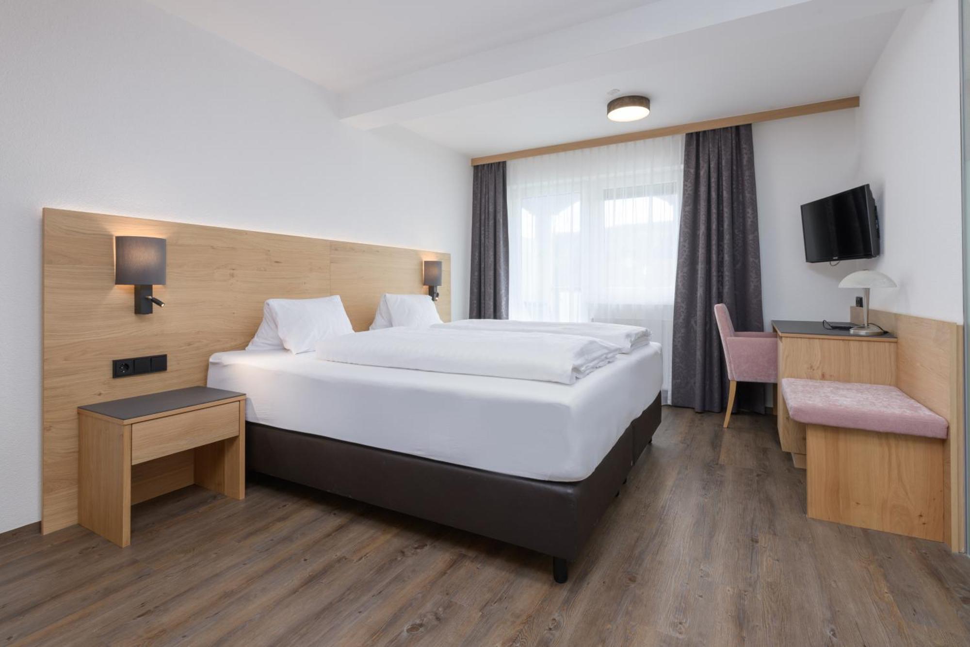 Hotel Alpenblick Attersee Esterno foto